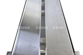 ranh thoat nuoc inox zavak 1 khe hep o giua slt bt 477cb585