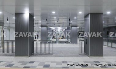 nap be ngam inox tai nha ga Bason tuyen Metro aa729cd7