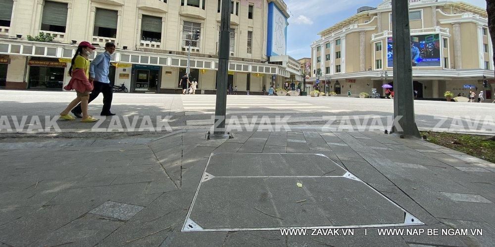Nắp bể ngầm Zavak, nắp hố ga inox vỉa hè hồ Hoàn Kiếm