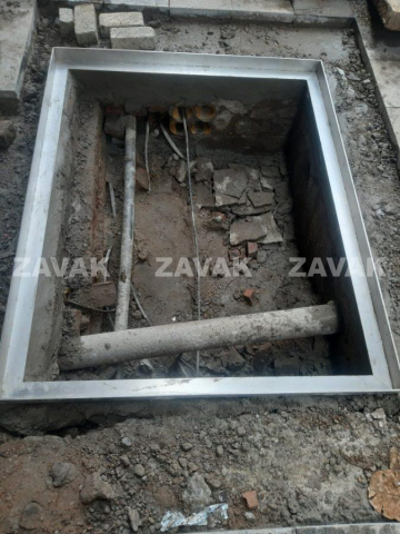 Nắp hố ga inox Zavak MHP lát gạch vỉa hè Hàng Hòm