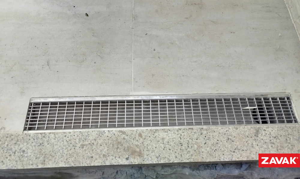 Giải Pháp Rãnh Thoát Nước Sân Bóng Theo Tiêu Chuẩn Châu Âu Giải Pháp Rãnh Thoát Nước Sân Bóng Theo Tiêu Chuẩn Châu Âu