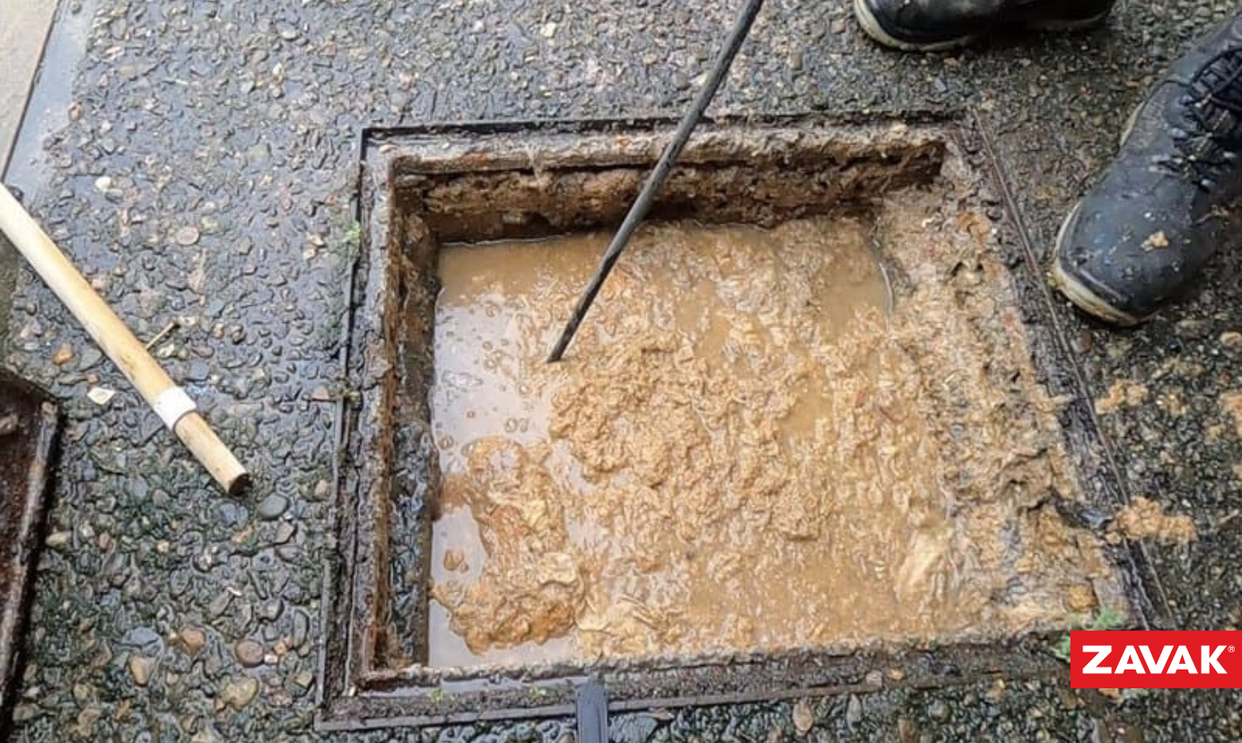 Tự Xử Lý Hố Ga Bị Trào Ngược Tại Nhà Tự Xử Lý Hố Ga Bị Trào Ngược Tại Nhà